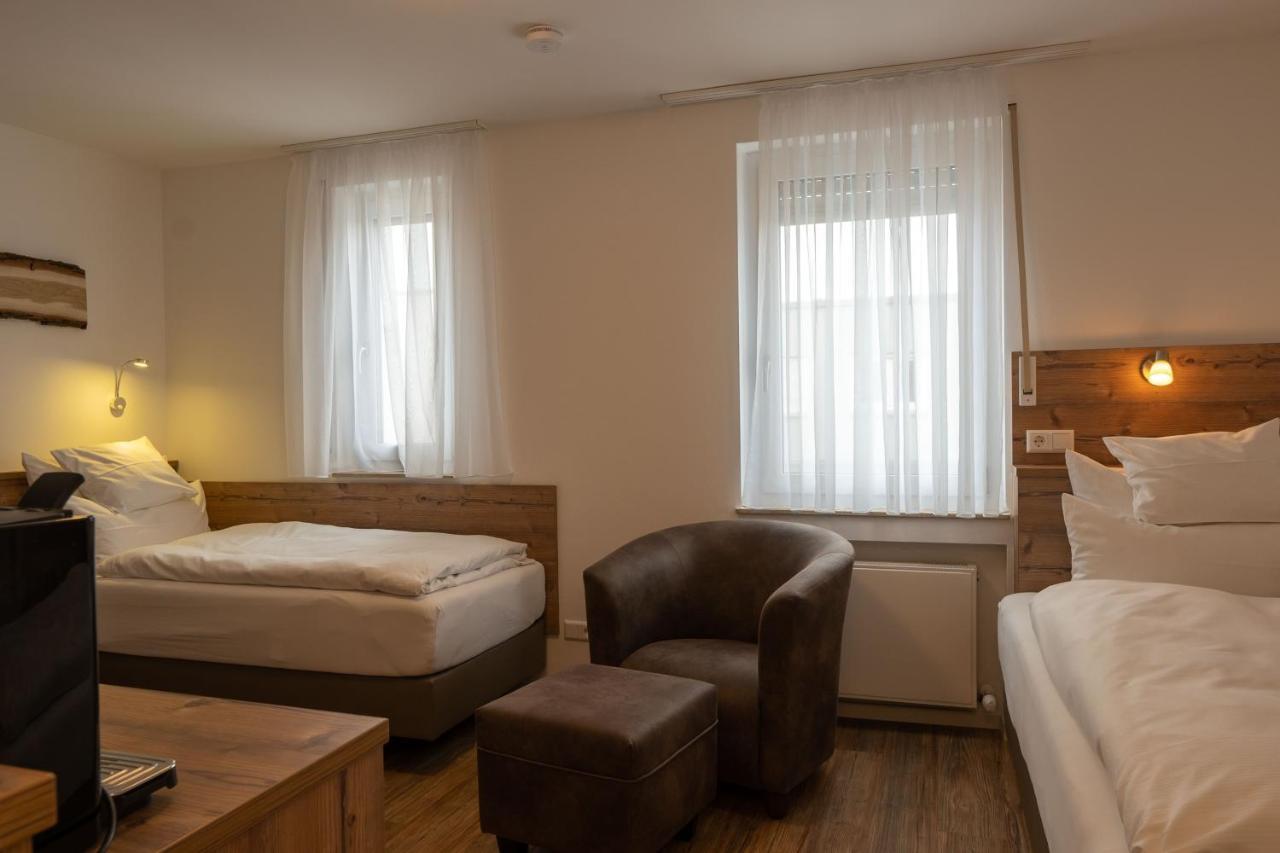 Hotel Post Mit Klimaanlage ネッカーズルム エクステリア 写真