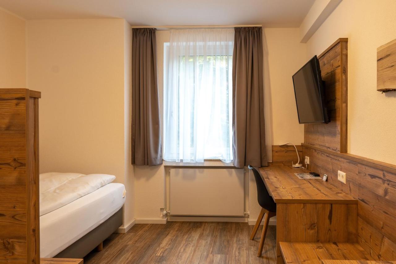 Hotel Post Mit Klimaanlage ネッカーズルム エクステリア 写真
