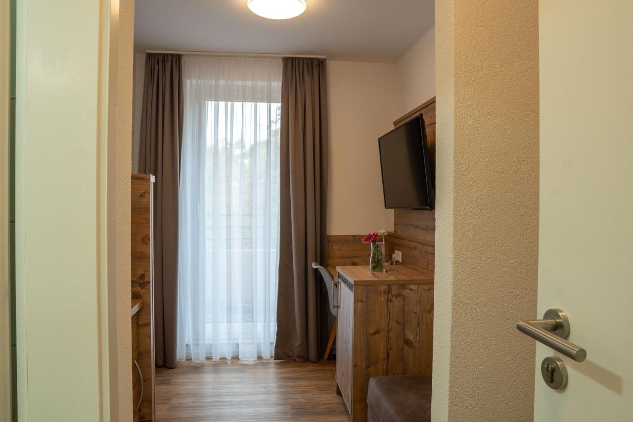 Hotel Post Mit Klimaanlage ネッカーズルム エクステリア 写真