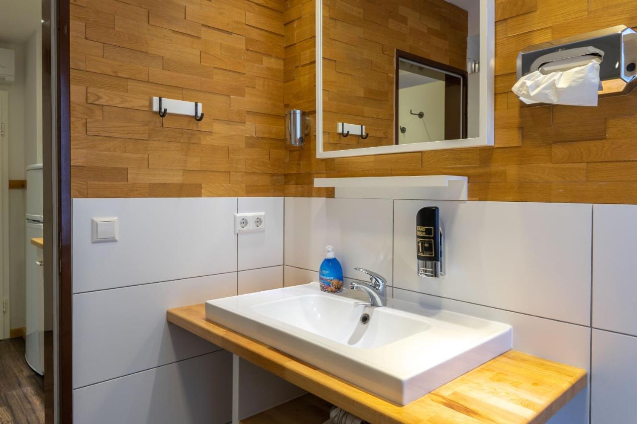 Hotel Post Mit Klimaanlage ネッカーズルム エクステリア 写真