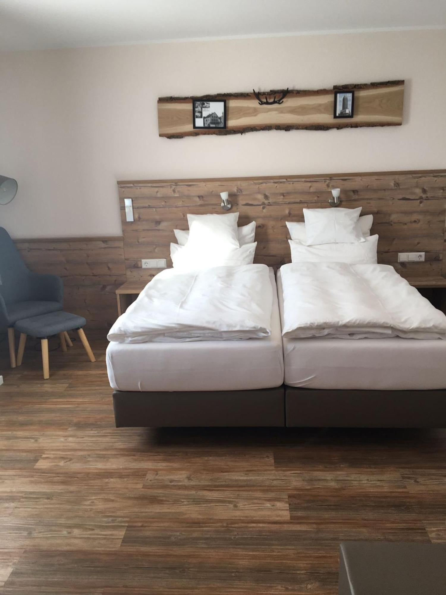 Hotel Post Mit Klimaanlage ネッカーズルム エクステリア 写真
