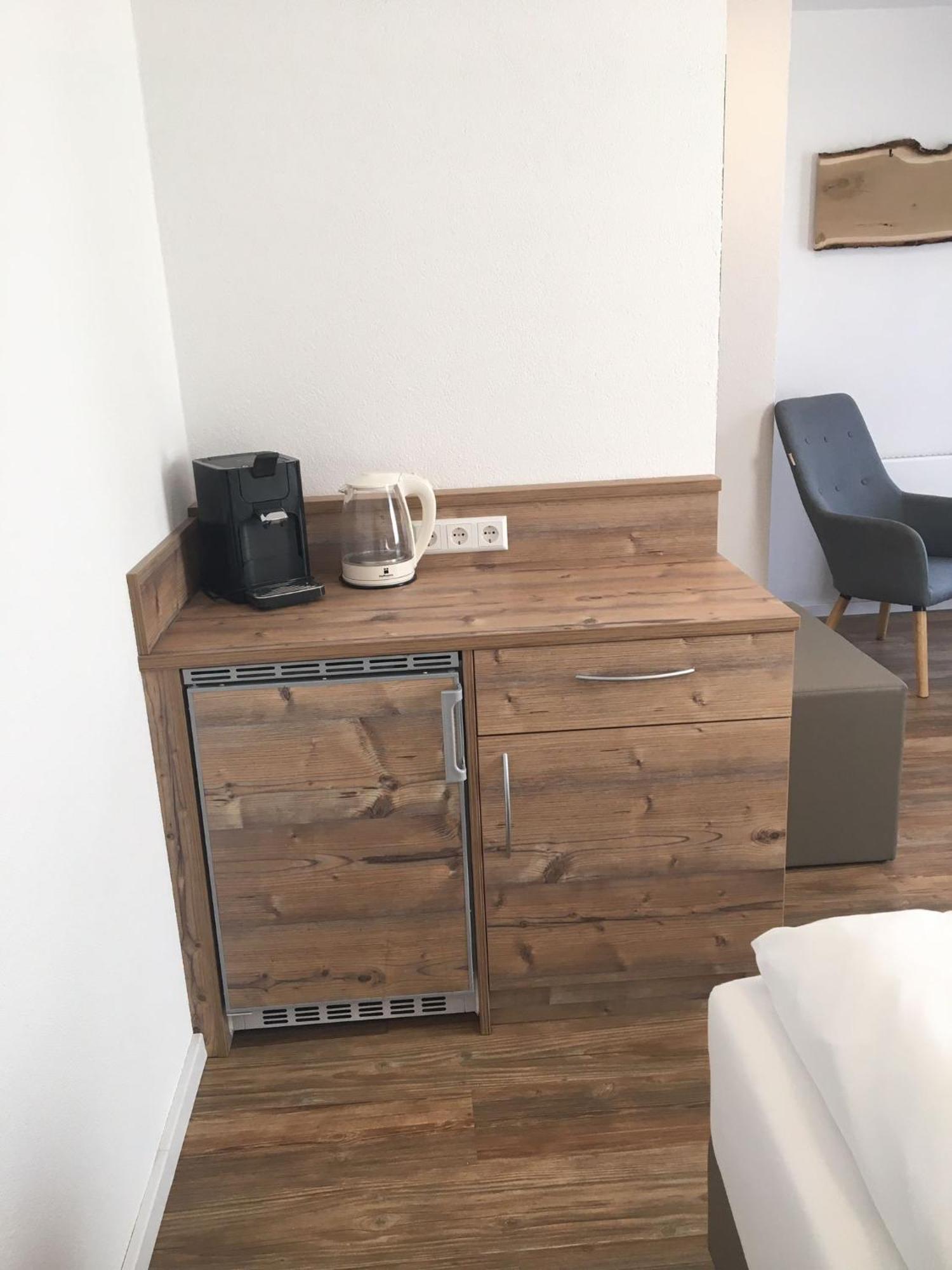 Hotel Post Mit Klimaanlage ネッカーズルム エクステリア 写真
